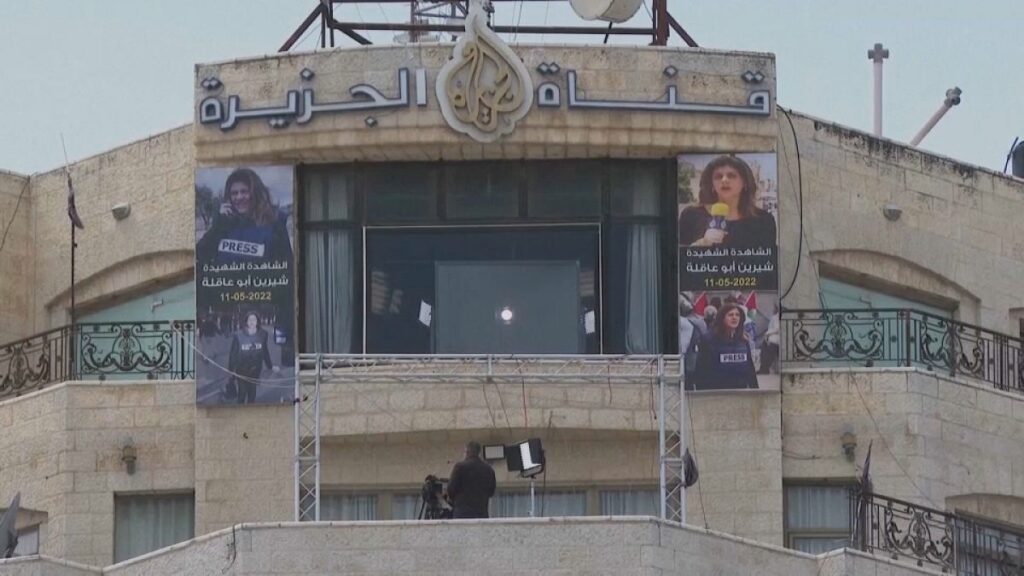 في اليوم العالمي للصحافة.. الجزيرة ممنوعة في إسرائيل بأمر من نتنياهو والقناة ترد: افتراء وتضليل