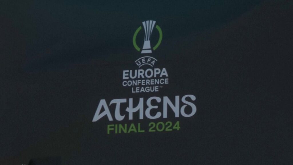 شاهد: الشرطة اليونانية تؤمن المنطقة المحيطة بملعب أثينا قبل نهائي دوري المؤتمر الأوروبي