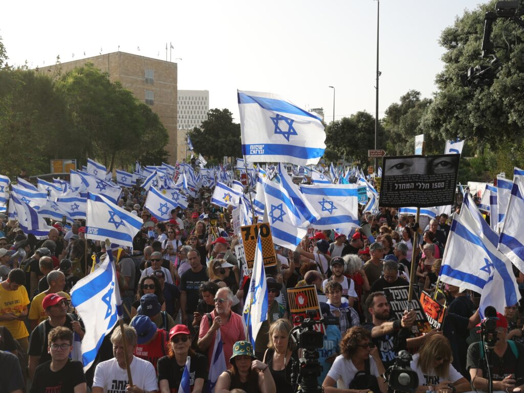 آلاف الإسرائيليين يخضعون لإعادة التأهيل النفسي عقب الحرب على غزة