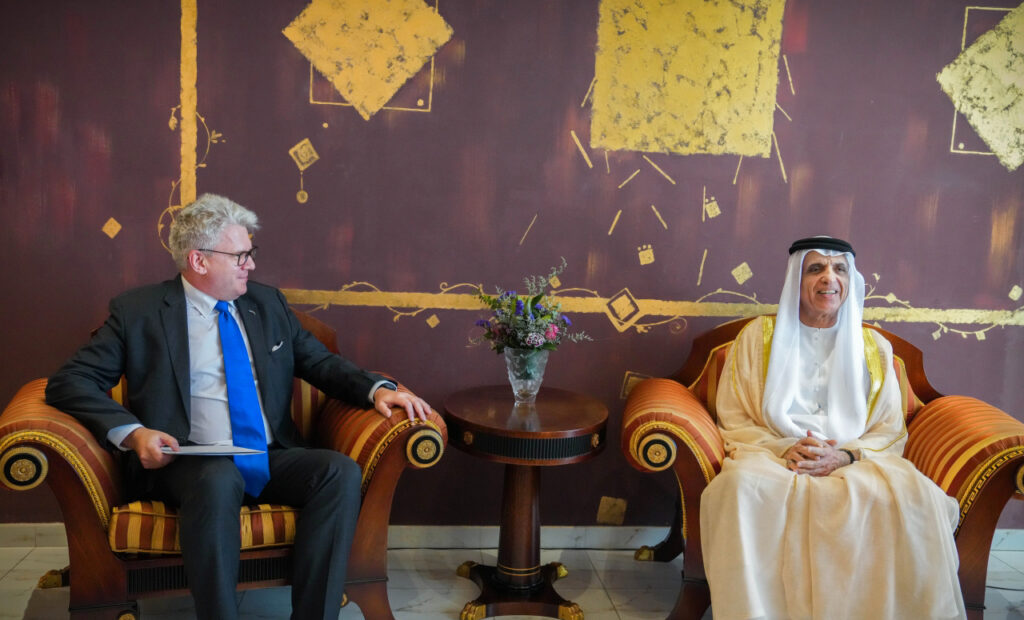 سعود بن صقر يشيد بجهود سفير إستونيا في تعزيز علاقات التعاون بين البلدين