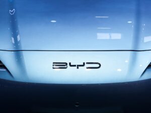 الصين تنتقد تحقيق أوروبا حول السيارات الكهربائية