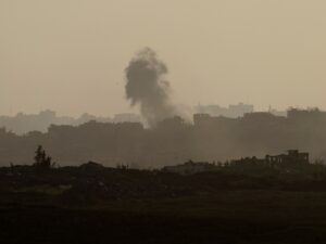 قصف غير مسبوق على رفح والمقاومة تستهدف 13 آلية إسرائيلية وتقنص 3 جنود