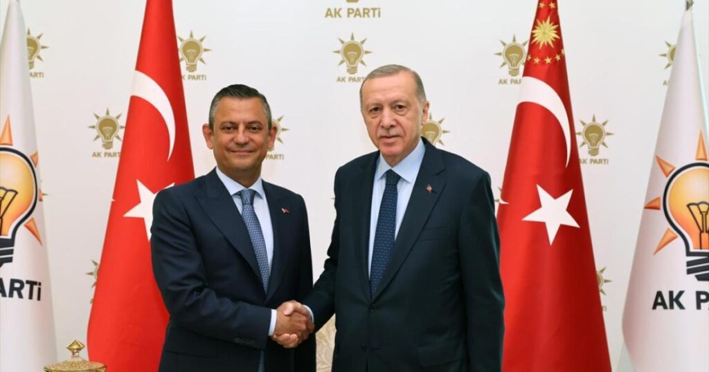 لماذا يسعى أردوغان لصياغة دستور جديد لبلاده؟