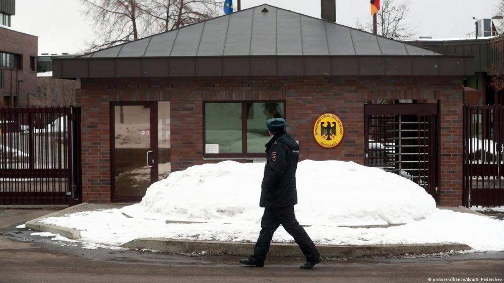 التجسس يثير توتراً بالعلاقات بين برلين وموسكو.. ألمانيا تستدعي سفيرها في روسيا للتشاور