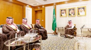 وزير الخارجية ووفد «القانون الدولي الإنساني» يبحثون تعزيز سلامة الإنسان عالمياً