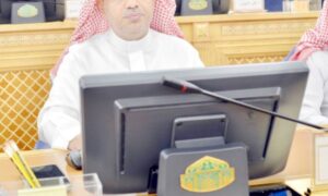 «عضو شوري» لمعهد التعليم المهني: بالبحوث والدراسات تتجاوزون التحديات