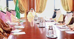 أمير تبوك يطّلع على مشاريع جمعية الملك عبدالعزيز الخيرية