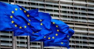 مجلة فرنسية: مستقبل أوروبا يتحدد في فلسطين