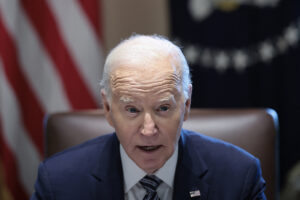 ذا نيشن: غزة كارثة سياسية بالنسبة لبايدن