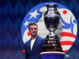 البطاقة الوردية تظهر لأول مرة في كوبا أميركا