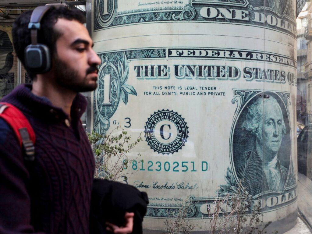 “الدولرة” تحاصر المصريين في مصايف الساحل الشمالي