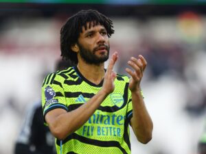 شاهد.. المصري النني يعلن انتهاء مشواره مع أرسنال