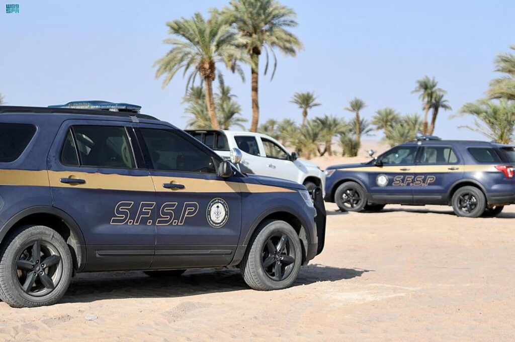 ضبط مخالف لنظام البيئة لاستغلاله الرواسب بتبوك