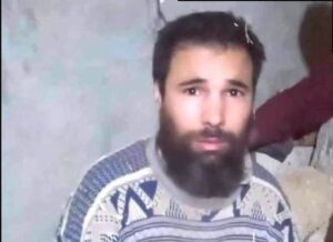 صدمة في الجزائر.. شاب يعيش محبوساً لمدة 28 عاماً في «حظيرة أغنام» ثم يظهر فجأة