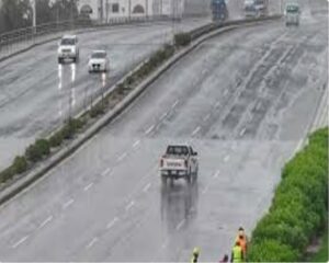 الدفاع المدني يدعو إلى توخي الحذر إثر الحالة المناخية في المنطقة الشرقية