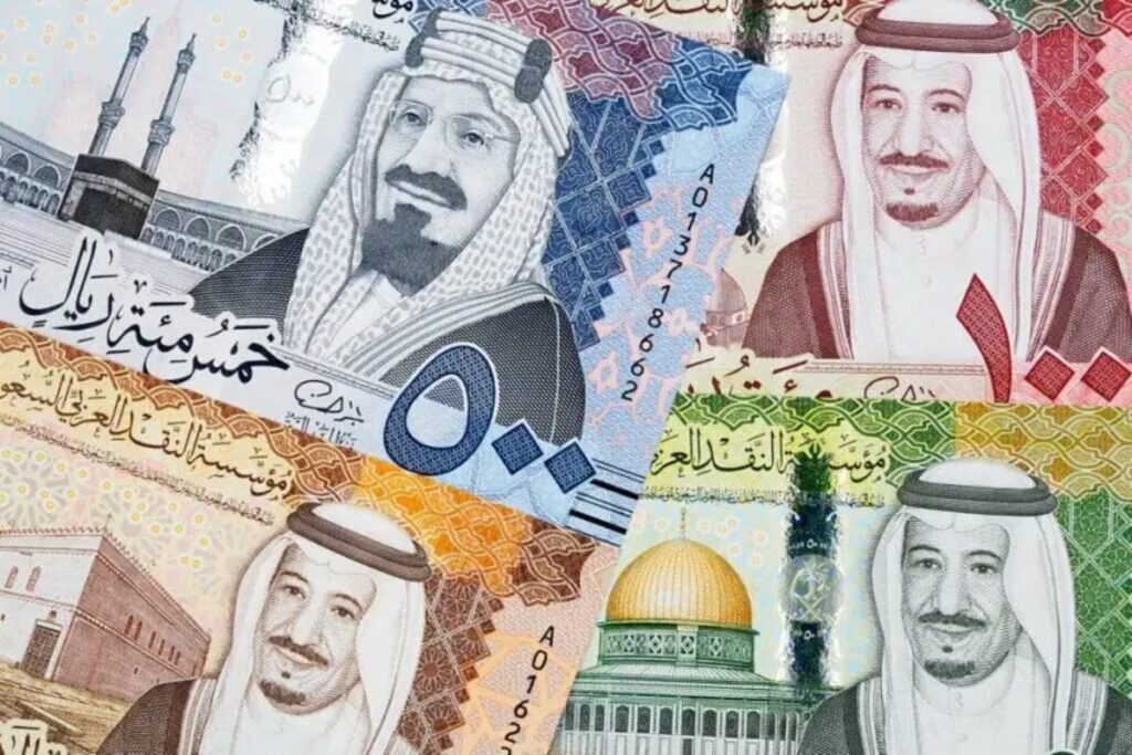 سعر الريال مقابل الدولار والعملات الأجنبية اليوم الخميس 22-11- 1445
