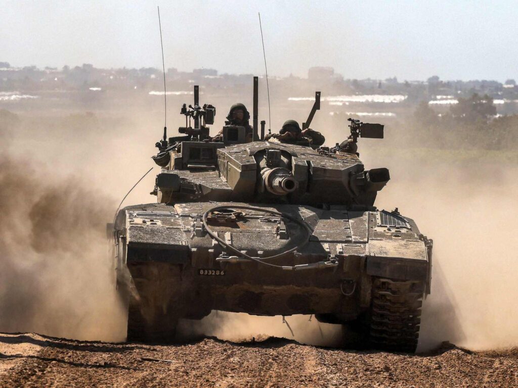 مئات الأمتار من مصر.. تفاصيل اجتياح الجيش الإسرائيلي لفيلادلفيا