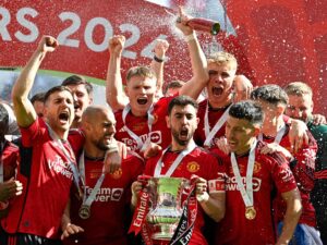 سبب غريب يطيح بمانشستر يونايتد من الدوري الأوروبي