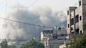 الدفاع المدني: مئات الشهداء بجباليا والاحتلال دمر 300 منزل