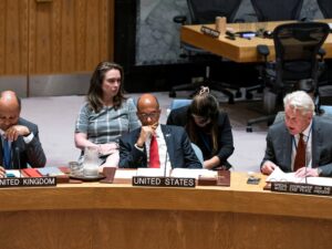 مجلس الأمن يناقش الأوضاع في غزة والمنسق الأممي للسلام يدعو لوقف الحرب