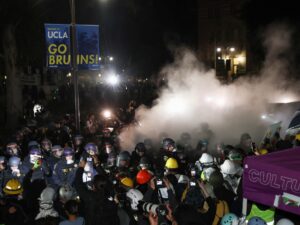 إقالة رئيس شرطة جامعة كاليفورنيا على خلفية هجوم على معتصمين داعمين لغزة