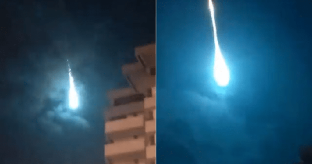 ماذا يخبرنا اللون الأزرق الذي نتج عن احتراق نيزك في سماء البرتغال؟