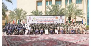 وزير الدفاع شهد حفل تخريج دورة القيادة والأركان المشتركة: حافظوا على أعلى معايير الالتزام والانضباط