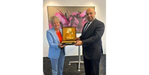 سفيرنا لدى النمسا يبحث فرص الاستثمار في ولاية «سالزبورغ»