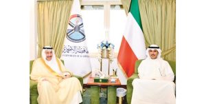 فيصل الحمود هنّأ حمود الجابر بتعيينه محافظاً للأحمدي