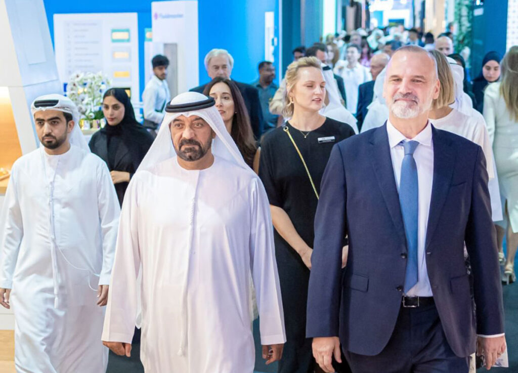 أحمد بن سعيد يفتتح معرضي “الفنادق” و “إندكس” بمركز دبي التجاري العالمي