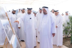 سلطان القاسمي يتفقد مشروع استراحة «فوق الغمام»