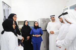 “التغير المناخي والبيئة” توفر المستلزمات والموارد الفنية والكوادر المتخصصة لفحص الأضاحي والتأكد من سلامتها وخلوها من الأمراض