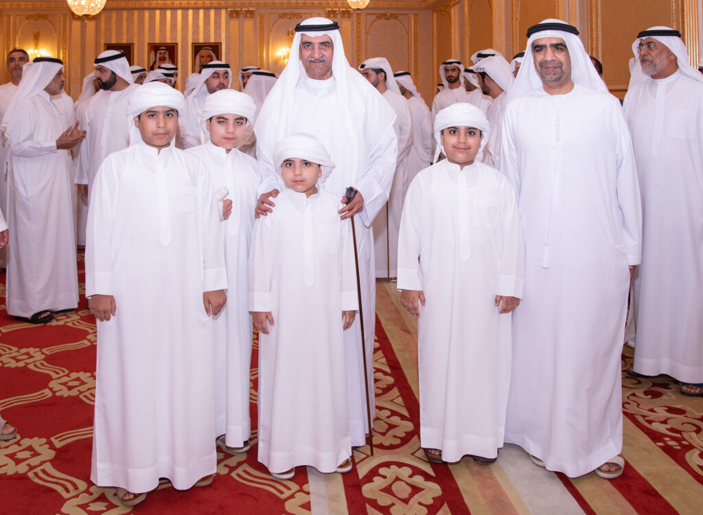 حمد الشرقي يستقبل وفود المهنئين بعيد الأضحى المبارك