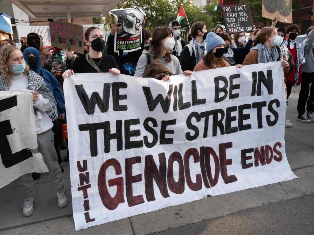 نيويورك تايمز: طلاب الجامعات يريدون إسقاط التهم ضدهم