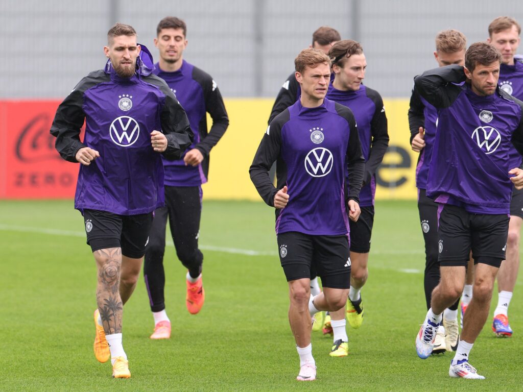 انتقادات بألمانيا لاستطلاع عنصري طالب بمنتخب من البيض في يورو 2024