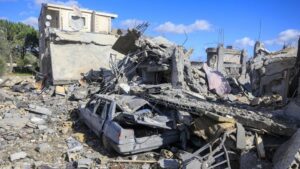 الحرب الثالثة تخيم على لبنان.. والعين على منتصف يونيو