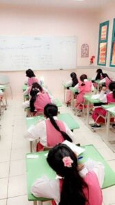 وبدأت الاختبارات.. لا دخول للقاعات بعد مضي نصف الوقت