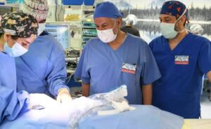 بدء عملية فصل التوأم السيامي الفلبيني «أكيزا وعائشة» بمستشفى الملك عبدالله التخصصي للأطفال بالرياض