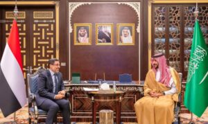 وزير الدفاع يلتقي رئيس مجلس الوزراء اليمني