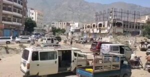 تحركات يمنية لإنهاء الحصار عن تعز.. بدأ تمهيد الطرق