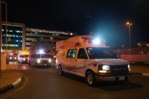 نقل الحجاج من المستشفيات إلى المشاعر المقدسة.. خدمات سعودية بأيدٍ حانية