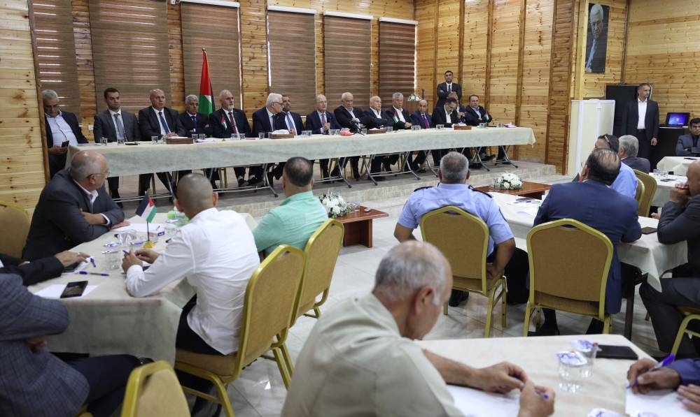 رئيس الوزراء الفلسطيني يتعهد بإفشال مخطط وزير المالية الإسرائيلي الاستيطاني