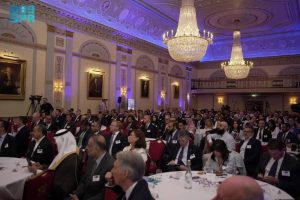 مستثمرون بريطانيون يبدون رغبتهم في الاستثمار بالطاقة والبنية التحتية بالمملكة