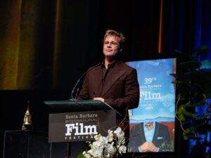 أزمات جديدة تلاحق براد بيت.. تارانتينو يوقف فيلمه الجديد وابنته تسقطه من اسمها