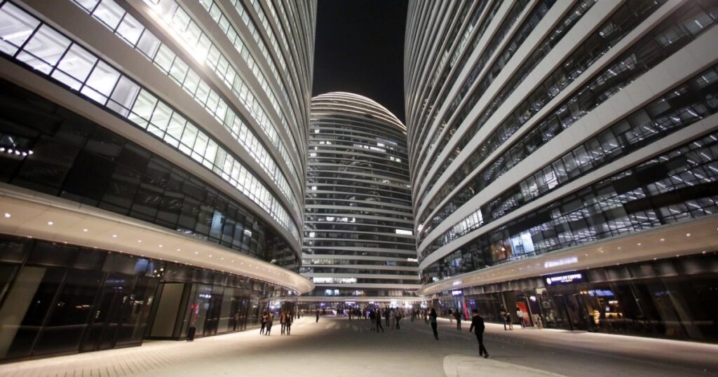 سوق الائتمان تمنح الصين بارقة أمل بوجه تصاعد أزمات العقارات والبطالة