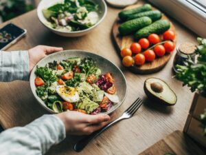 أسطورة “الأكل النظيف”.. كيف خدعتنا صيحات التغذية؟