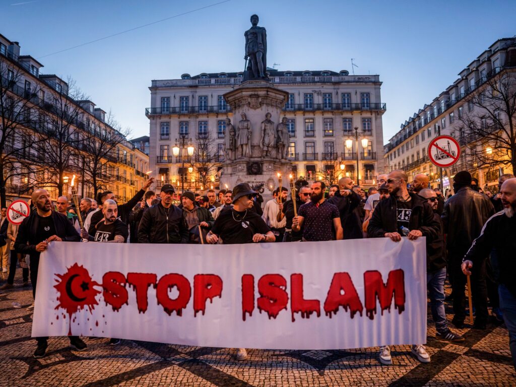 كيف يؤثر زحف اليمين نحو البرلمان الأوروبي على الجالية المسلمة؟