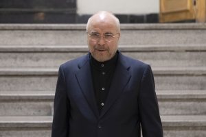 هل يُجمع المحافظون في إيران على مرشح رئاسي واحد؟