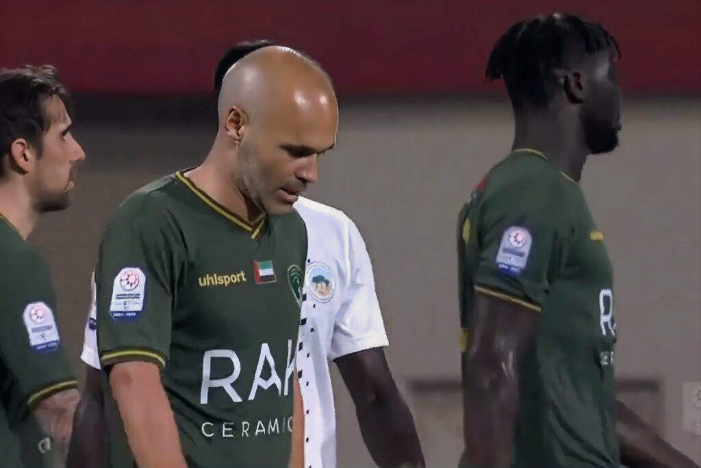 شاهد.. فريق الرسام إنييستا يودع الدوري الإماراتي للمحترفين