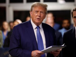 ترامب ينضم إلى تيك توك بعدما حاول حظره خلال رئاسته